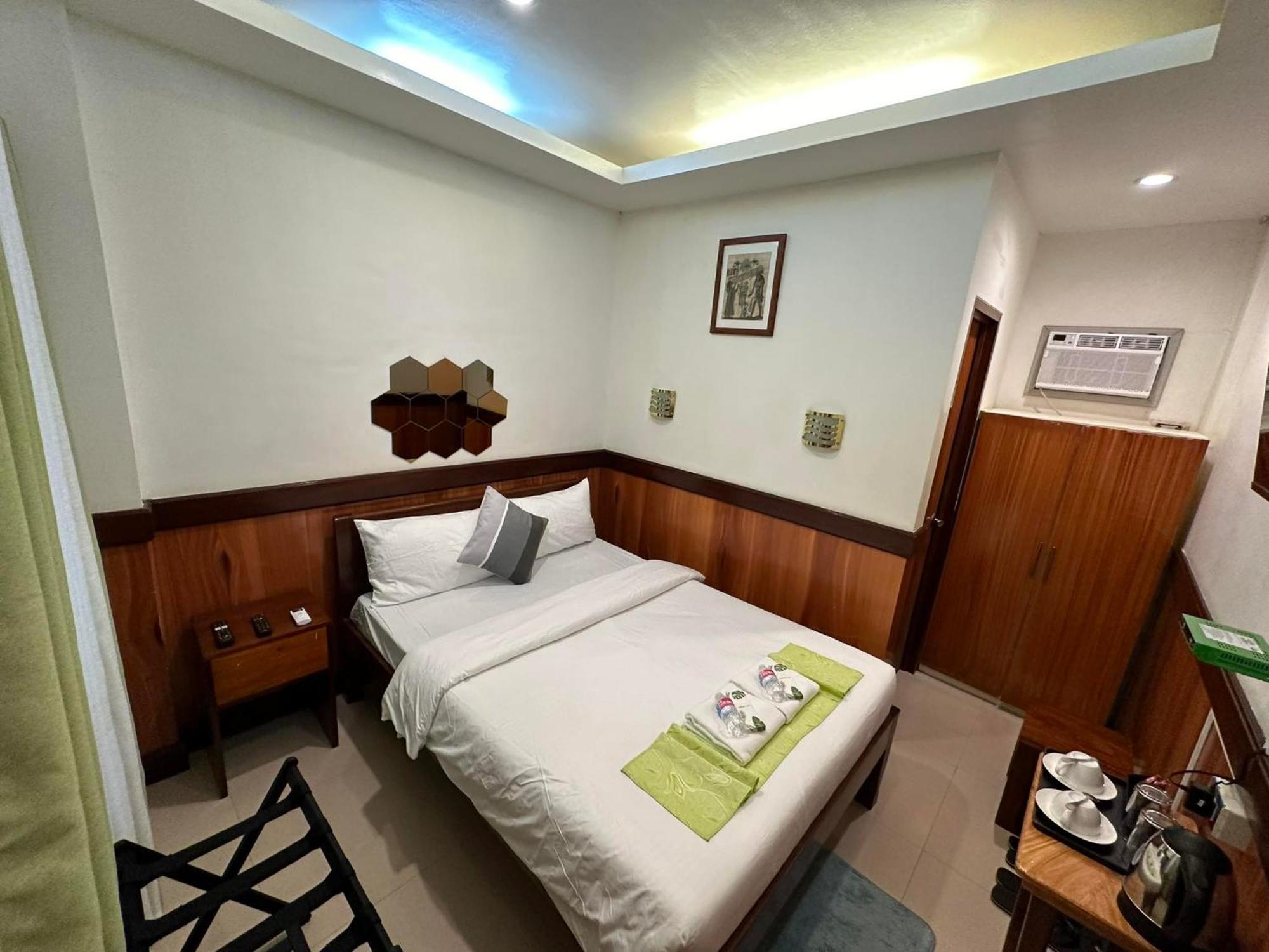 Desert Rose Beach Hotel El Nido Exterior photo